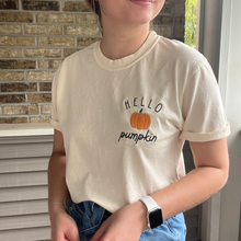 Load image into Gallery viewer, Hello Pumpkin - Ivory Tee
